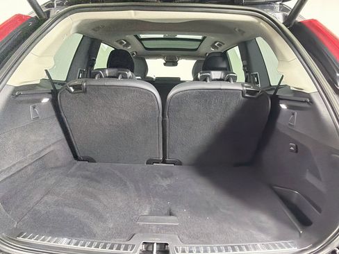 Certified 2023 Volvo XC90 B6 Plus w/ Protection Package Premier AWD/4WD image 27