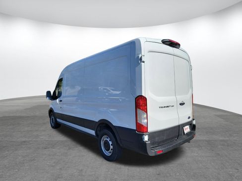 Used 2023 Ford Transit 250 Medium Roof image 17