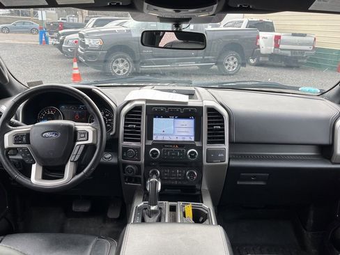 Used 2018 Ford F150 Lariat w/ Equipment Group 502A Luxury image 9