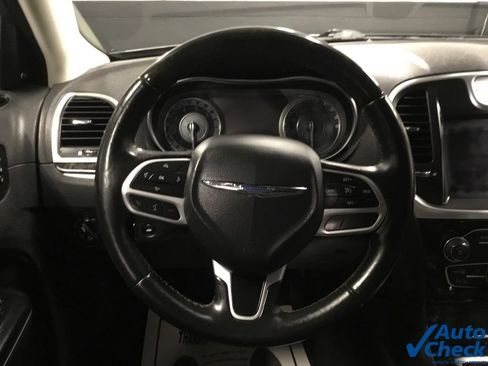 Used 2017 Chrysler 300 C AWD/4WD image 45