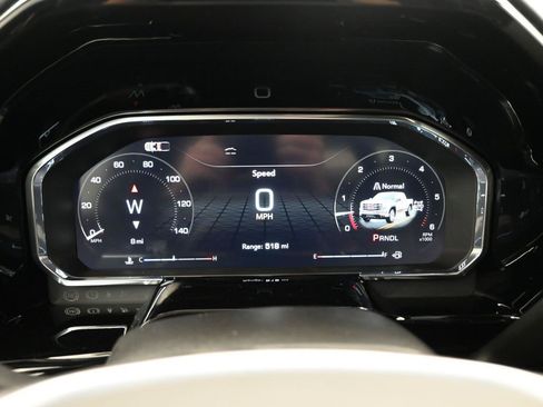 New 2026 GMC Sierra 1500 SLE w/ Preferred Package image 14