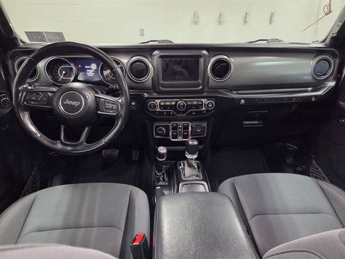 Used 2022 Jeep Wrangler Unlimited Sport AWD/4WD image 37