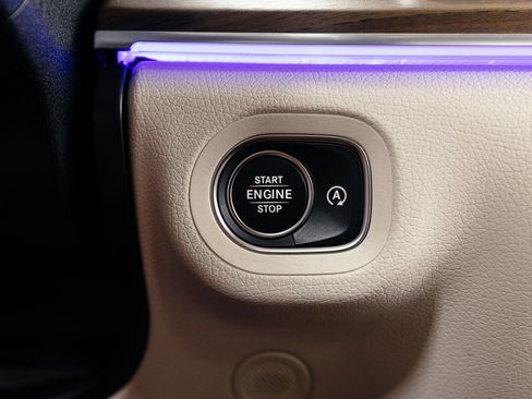 Used 2026 Mercedes-Benz GLS 450 GLS 450 image 17