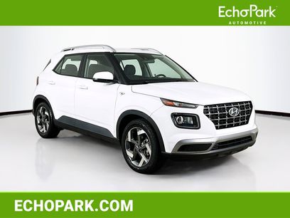 Used 2022 Hyundai Venue SEL w/ Cargo Package