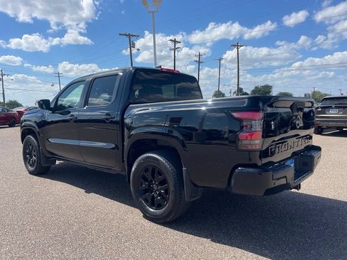 Certified 2023 Nissan Frontier SV w/ Midnight Edition Package AWD/4WD image 5