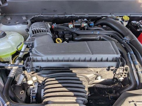 New 2025 Ford Maverick XLT w/ XLT Luxury Package image 16