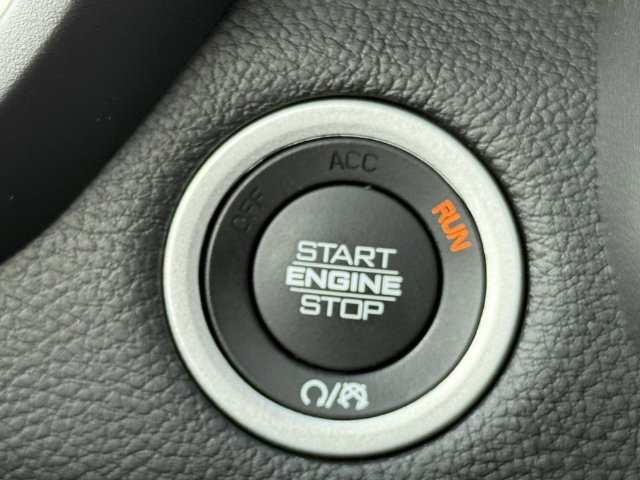 Used 2020 RAM 1500 Big Horn AWD/4WD image 17
