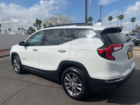 Used 2024 GMC Terrain AT4 image 5