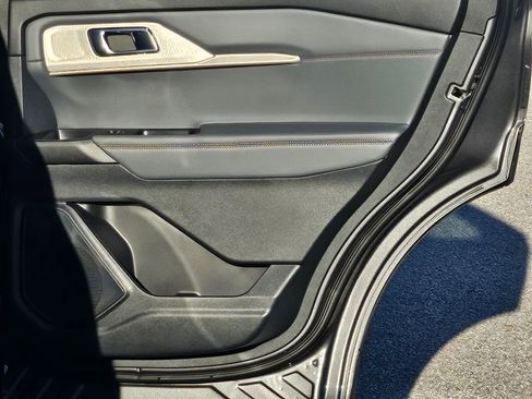 New 2026 Ford Explorer Active w/ Active Comfort Package image 35