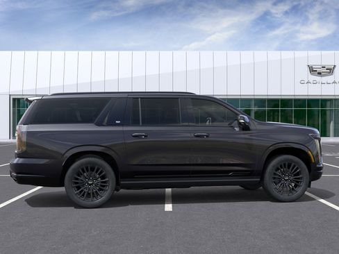 New 2026 Cadillac Escalade ESV Platinum Sport AWD/4WD image 5