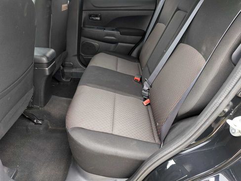 Used 2018 Mitsubishi Outlander Sport LE FWD image 17