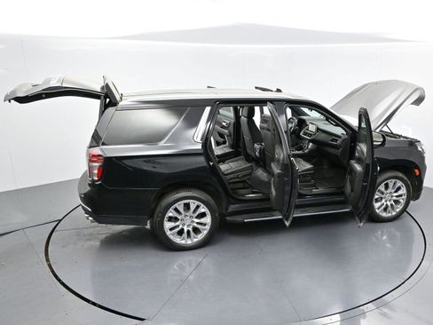 Used 2021 Chevrolet Tahoe Premier w/ Premium Package AWD/4WD image 49