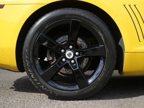 Used 2012 Chevrolet Camaro LT w/ Transformers 3 Edition RWD image 9