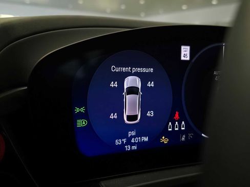 New 2025 Porsche Macan Turbo Electric image 33