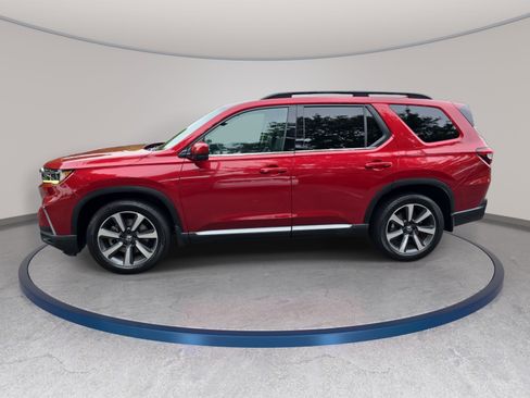 Used 2023 Honda Pilot Elite image 8