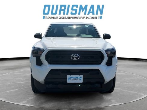 Used 2025 Toyota Tacoma SR RWD image 8