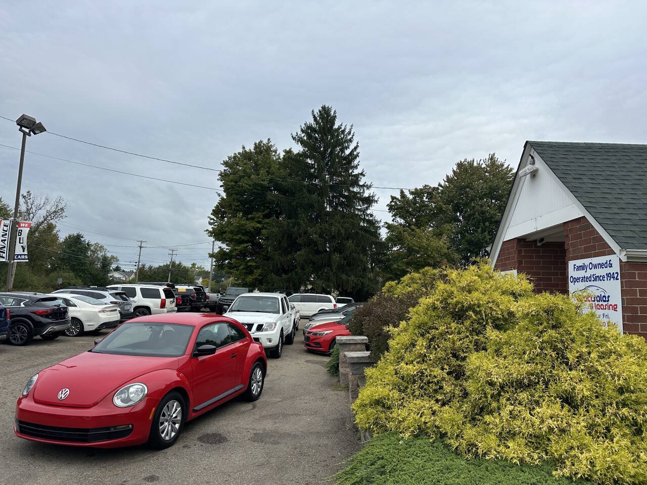 Used 2013 Volkswagen Beetle 2.5 FWD image 1