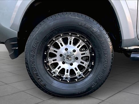 Used 2023 Toyota Tacoma SR5 image 11