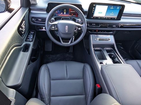 New 2026 Lincoln Aviator 2WD w/ Jet Appearance Package image 15