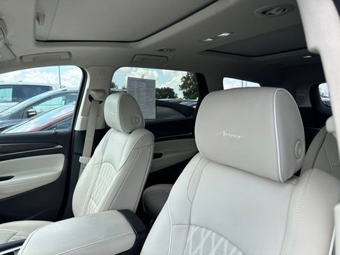 Used 2024 Buick Enclave Avenir w/ Avenir Technology Package AWD/4WD image 12