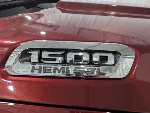 Used 2020 RAM 1500 Big Horn AWD/4WD image 7