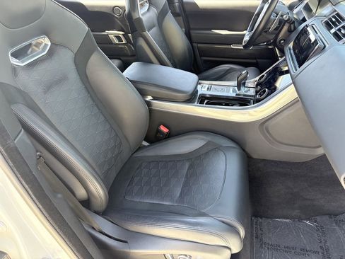 Used 2022 Land Rover Range Rover Sport SVR AWD/4WD image 10