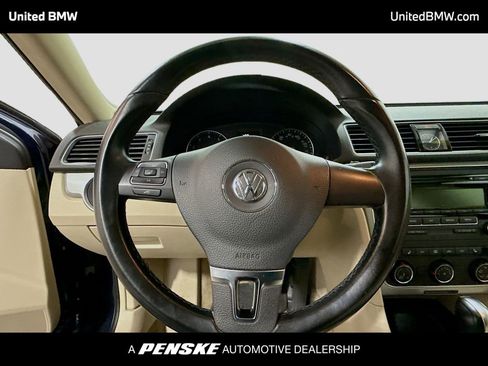 Used 2015 Volkswagen Passat 1.8T Wolfsburg Edition image 6