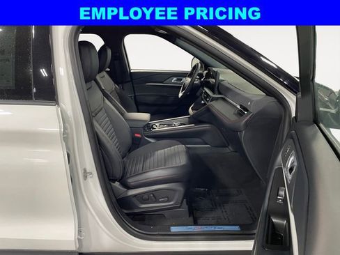 New 2026 Ford Explorer ST-Line w/ ST-Line Street Pack AWD/4WD image 15