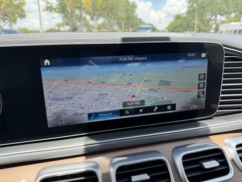 Used 2020 Mercedes-Benz GLE 350 image 26