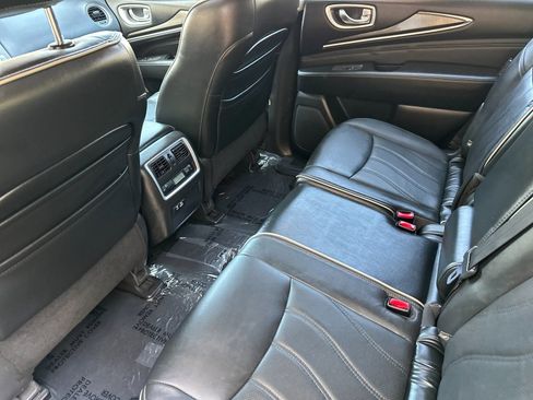 Used 2019 INFINITI QX60 Luxe w/ Essential Package FWD image 13