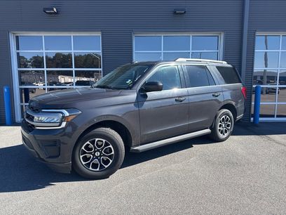 Used 2024 Ford Expedition XLT