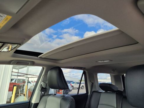 Used 2021 Toyota 4Runner SR5 Premium w/ Moonroof Package image 17