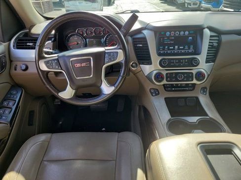 Used 2019 GMC Yukon XL SLT w/ Open Road Package RWD image 17