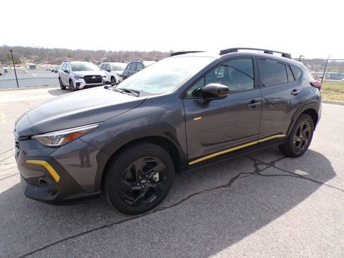 Used 2025 Subaru Crosstrek 2.5i Sport w/ Crosstrek Mirror Package image 2