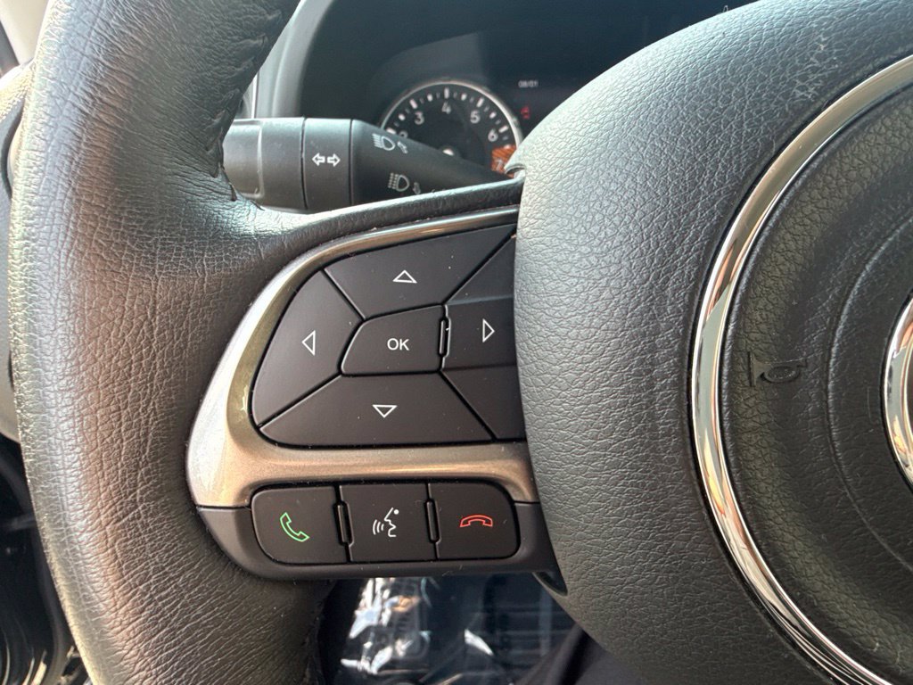 Used 2022 Jeep Renegade Latitude w/ Convenience Group AWD/4WD image 20