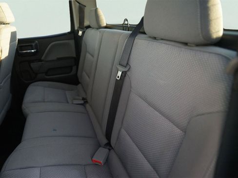 Used 2018 Chevrolet Silverado 1500 Custom w/ Custom Value Package RWD image 13