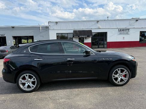Used 2017 Maserati Levante w/ Sport Package AWD/4WD image 12