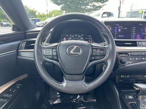 Used 2020 Lexus ES 350 w/ Premium Package FWD image 16