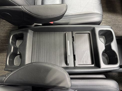 Used 2024 Honda Odyssey Touring image 29