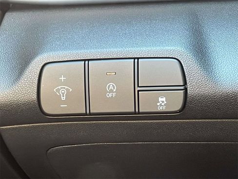 New 2026 Hyundai Elantra SE image 18