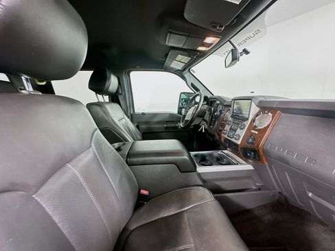 Used 2015 Ford F250 Lariat w/ Lariat Interior Package AWD/4WD image 27