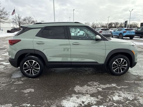 New 2026 Chevrolet TrailBlazer LT w/ Driver Confidence Package FWD image 9