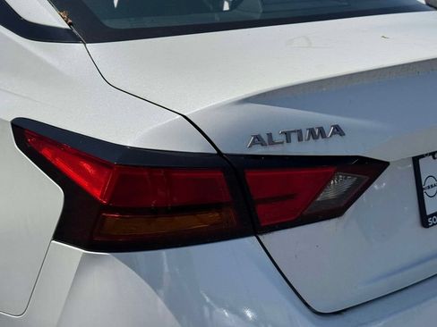 Certified 2025 Nissan Altima 2.5 SL FWD image 10