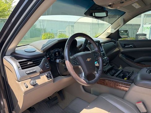 Used 2017 Chevrolet Tahoe Premier RWD image 11