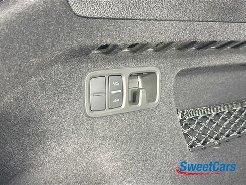 Used 2024 Audi RS Q8 AWD/4WD image 49