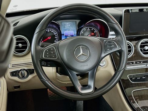 Used 2018 Mercedes-Benz C 300 Sedan image 18