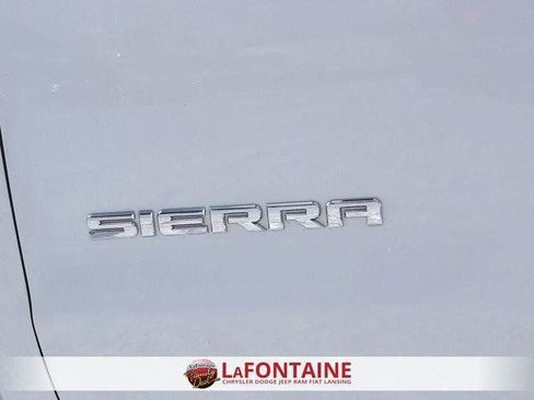 Used 2017 GMC Sierra 1500 4x4 Double Cab w/ Sierra Convenience Package image 10