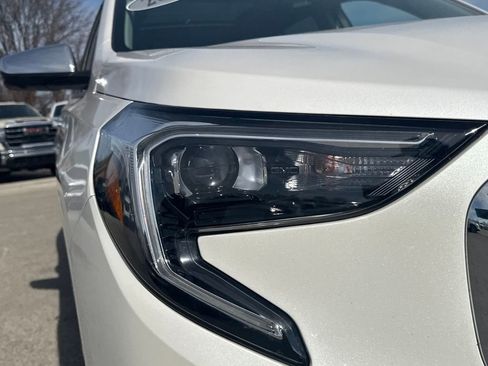 Used 2020 GMC Terrain Denali w/ Denali Premium Package image 12