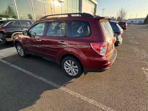 Used 2012 Subaru Forester 2.5X Limited image 6