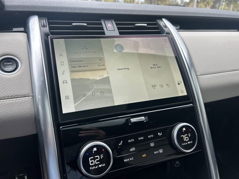 Used 2022 Land Rover Discovery S R-Dynamic image 26